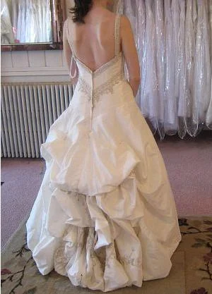Summer-ready fashion for stylish women   Pronovias Silk Taffeta A-Line