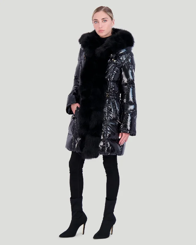 A perfect wardrobe for fashionable women   Apres-Ski Jacket with Fox Sections Tuxedo