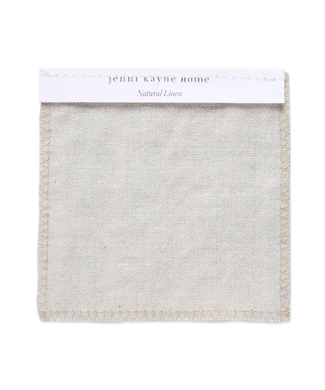 Fashionable clothing to fit every body type   Fabric Swatch